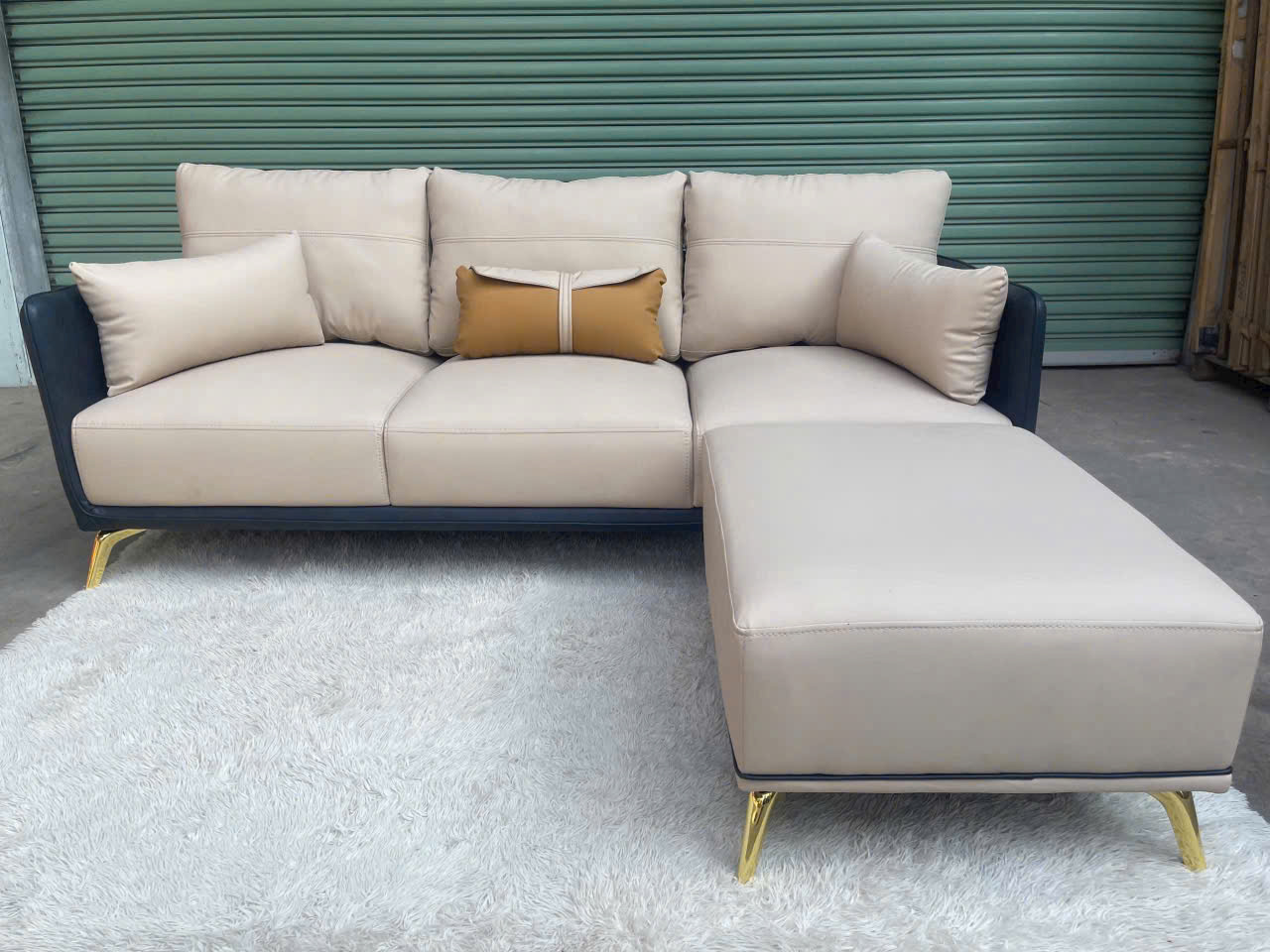 Sofa sản xuất sẵn chất lượng giá tốt kích thước 2m và đôn 60 x 80 cm